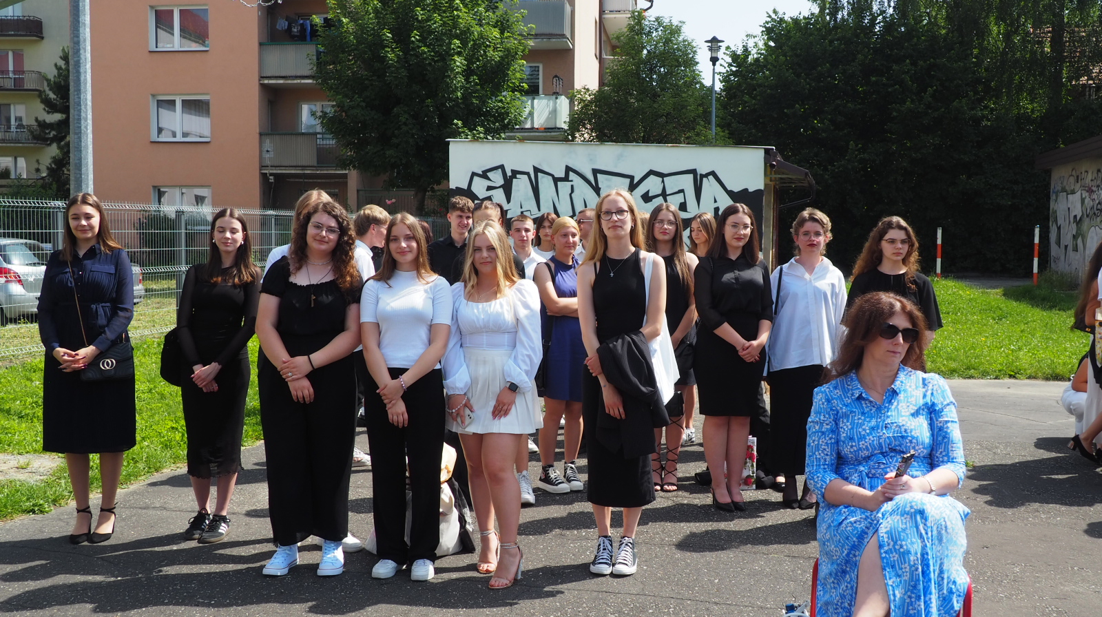 Zdjęcie Zakończenie roku 2024 (22)1c00aa0a-675d-44c1-96b9-fdfd3274e23d.JPG w galerii Uroczystość zakończenia roku szkolnego 2023/2024